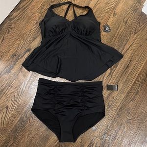 NWT! Torrid 2pc Trendy Tankini 🖤